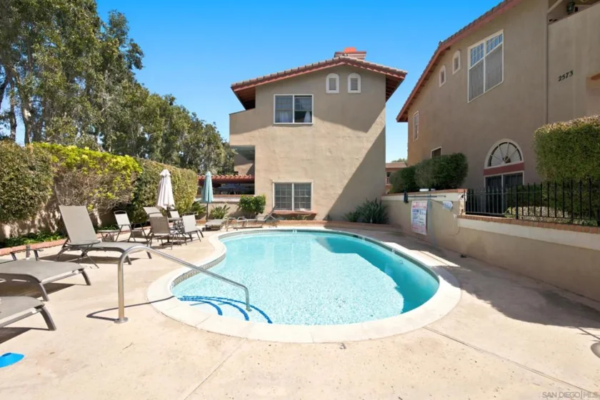 2565 Navarra Drive #B photo 39