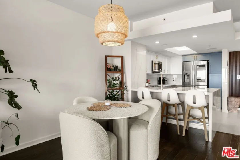 13700 Marina Pointe Drive #809 photo 38