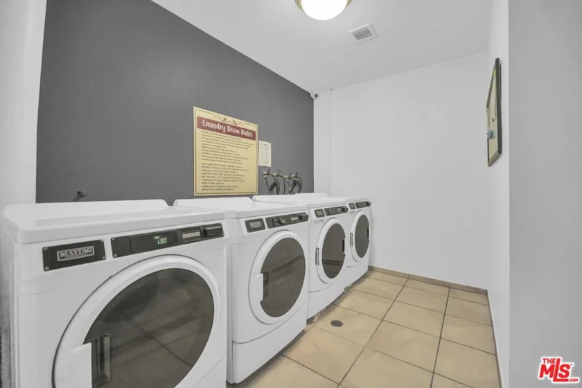620 S Gramercy Place #135 photo 23