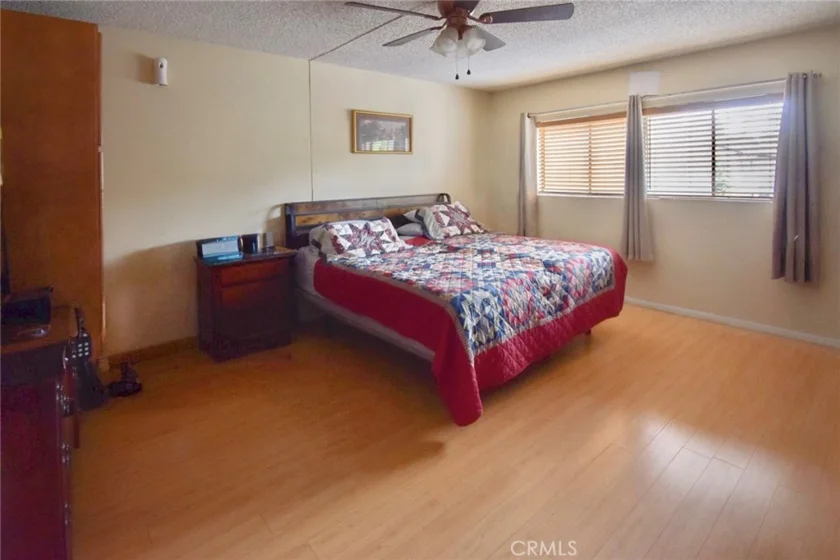 1801 Park Glen #B photo 18