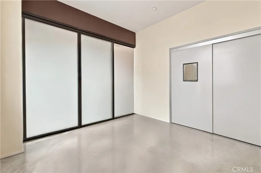 435 W Center Street #405 photo 16