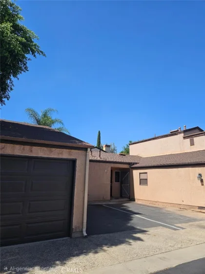 620 Parkview Drive photo 1