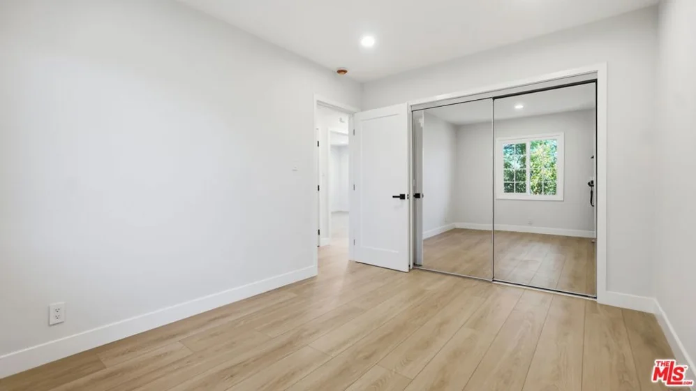 4030 Abourne Road #C photo 10