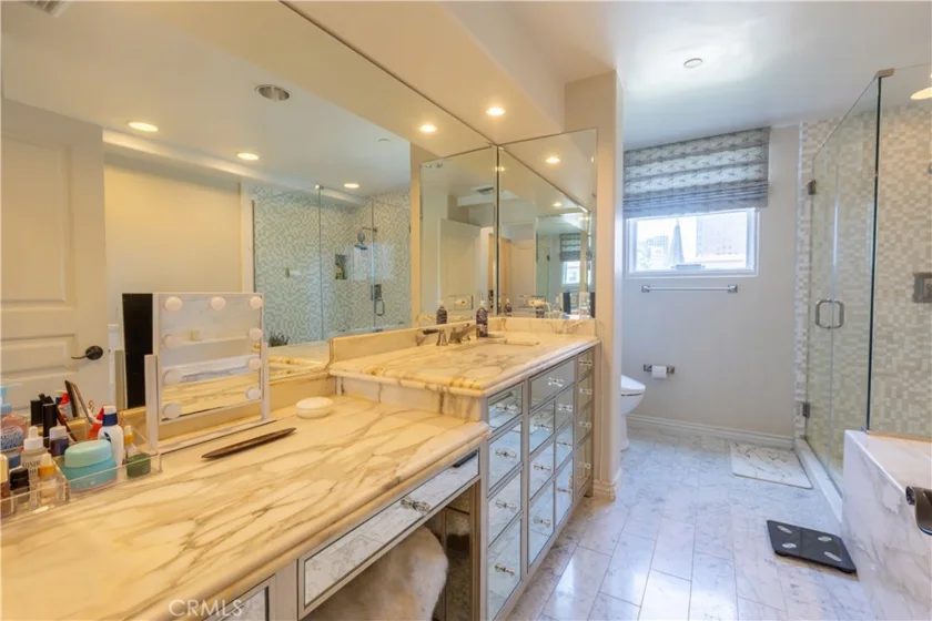 10795 Wilshire Boulevard #402 photo 8