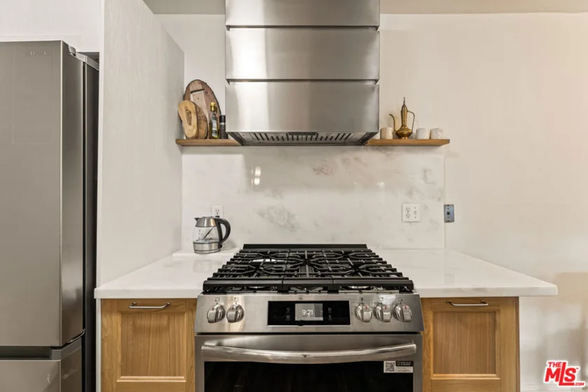 365 Burchett Street #118 photo 7