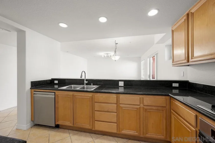 1501 India Street #508 photo 7