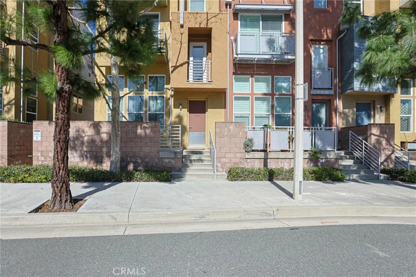 347 E Memory photo 1
