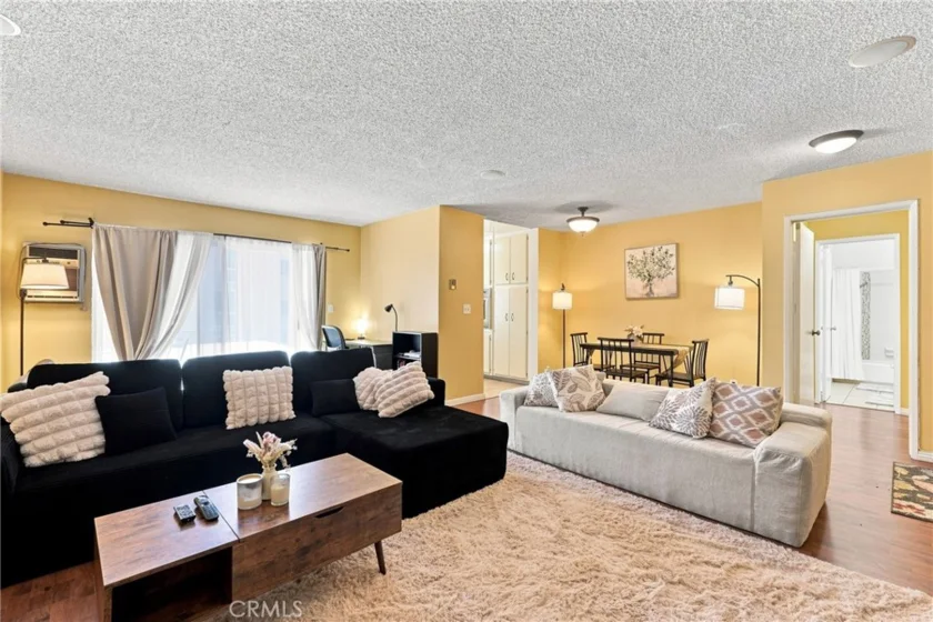 5625 Windsor Way #211 photo 5