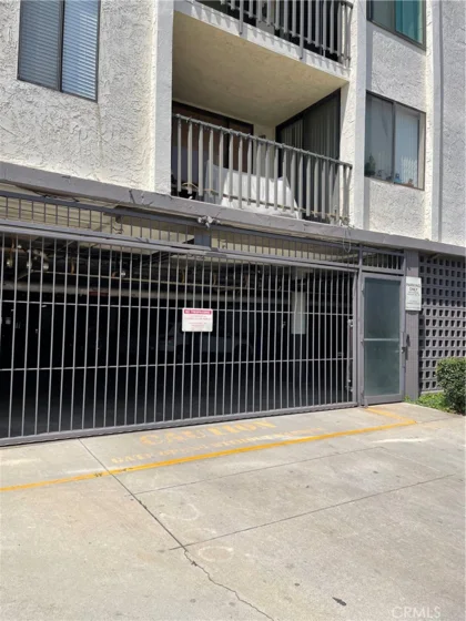 1140 E Ocean Boulevard #320 photo 3
