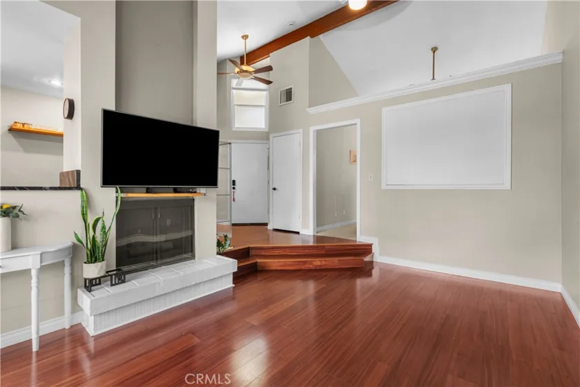 240 Pineview #3A photo 4