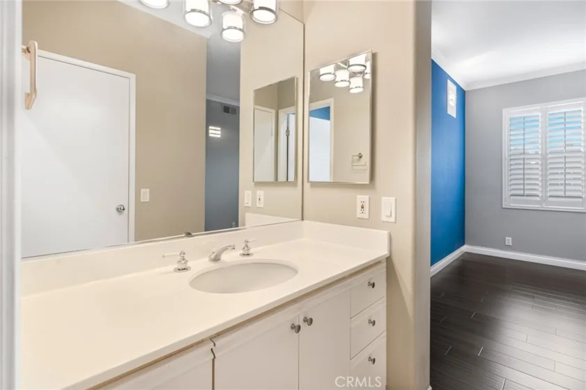 1136 S Country Glen Way photo 24