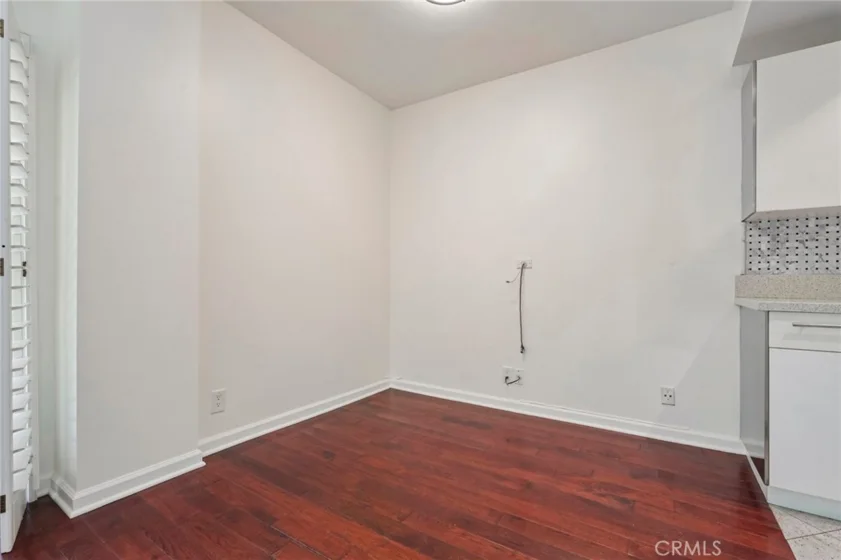 1131 Alta Loma photo 28