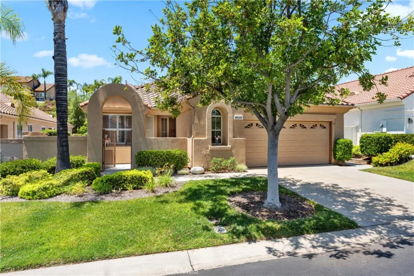 40145 Colony photo 1