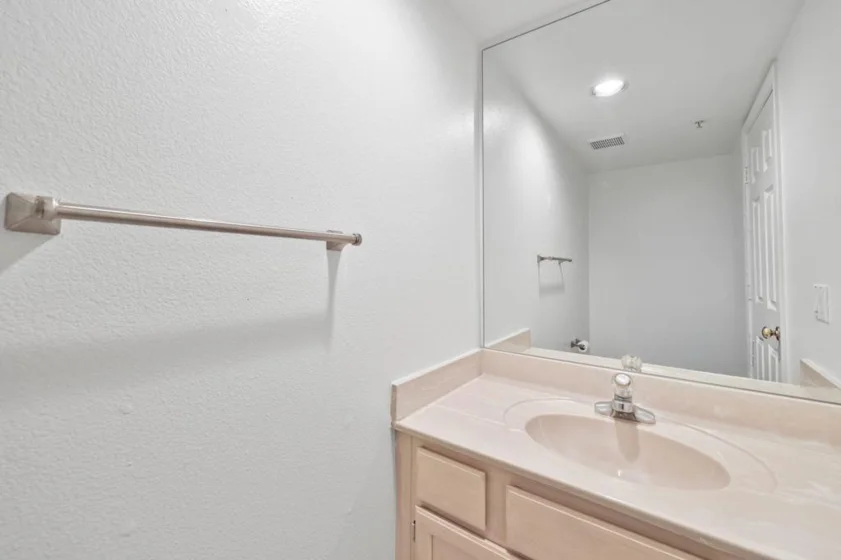 1131 Campbell #212 photo 21