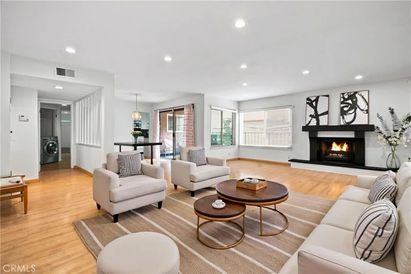 4675 Willis Avenue #105 photo 2
