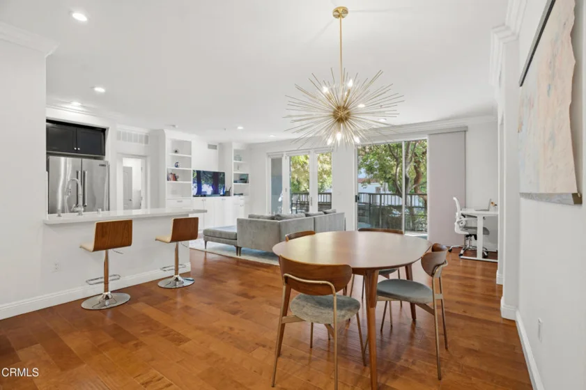 629 Traction Avenue #105 photo 24