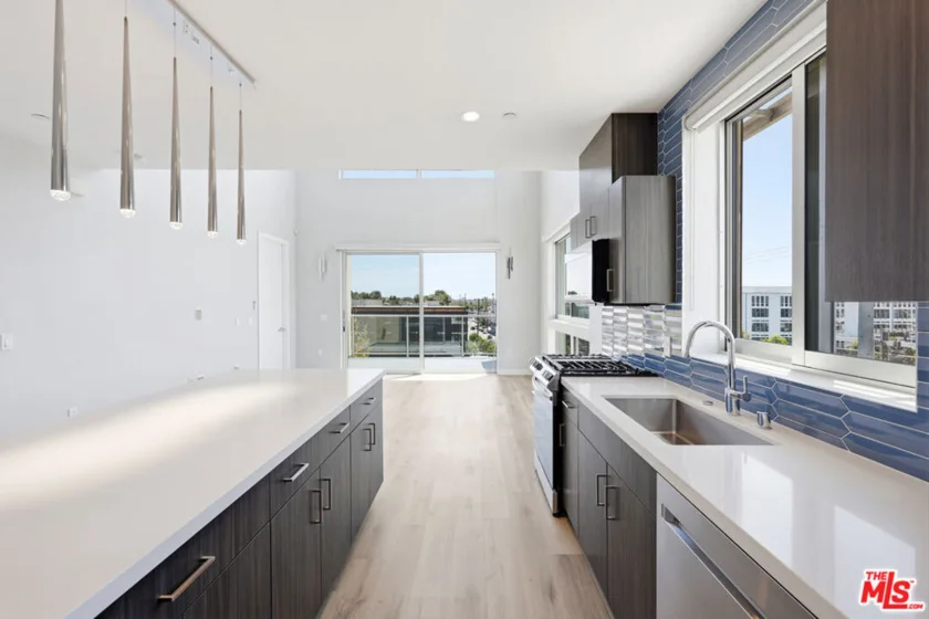 4140 Glencoe Avenue #516 photo 6
