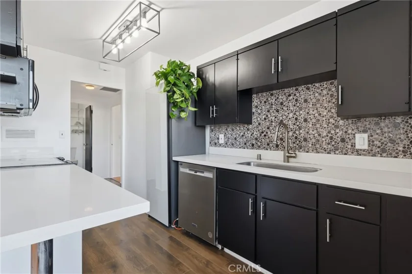 100 Atlantic Avenue #405 photo 16