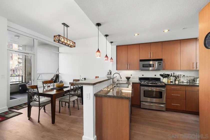 325 7th Avenue #211 photo 6