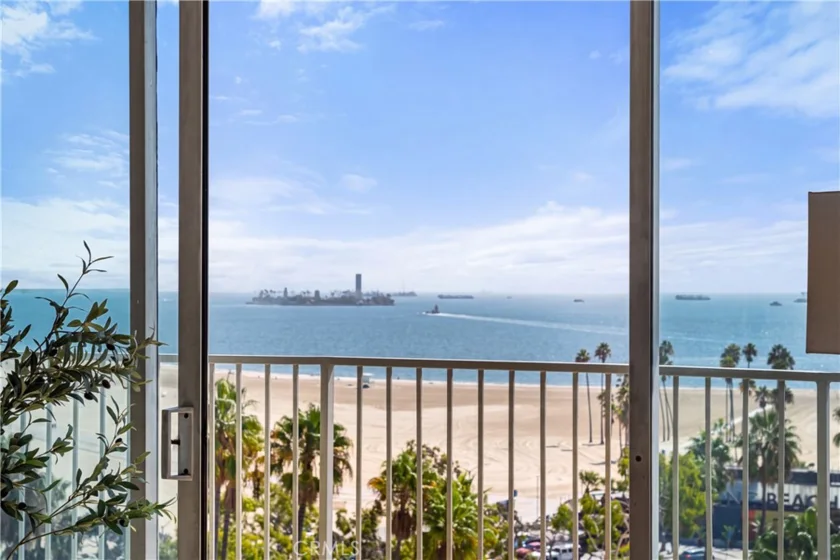 700 E Ocean Boulevard #1206 photo 15