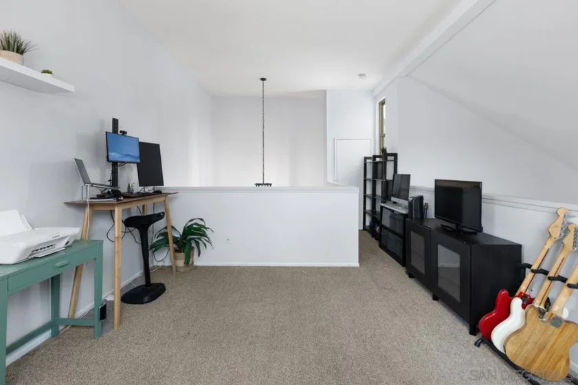 6121 Calle Mariselda #304 photo 5