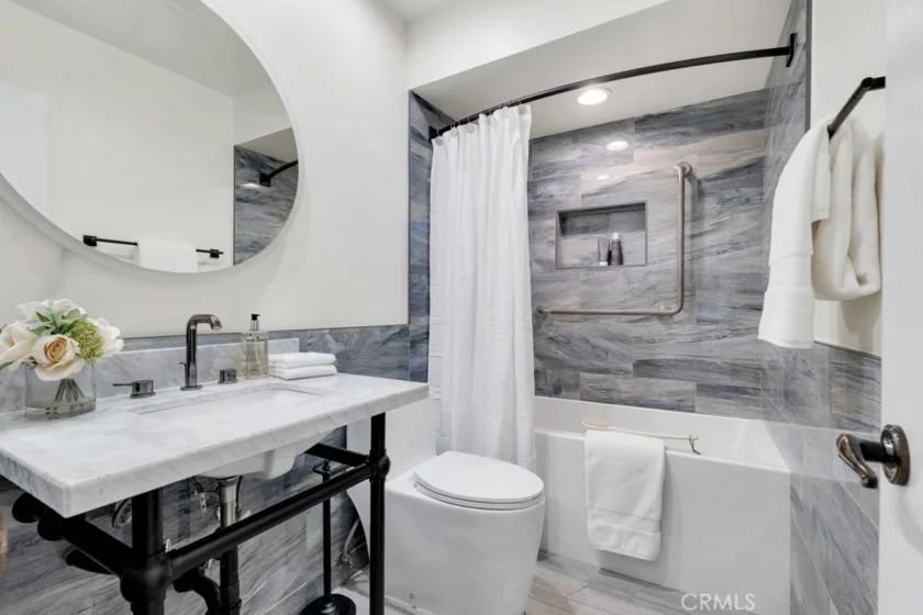 21500 Califa Street #159 photo 5