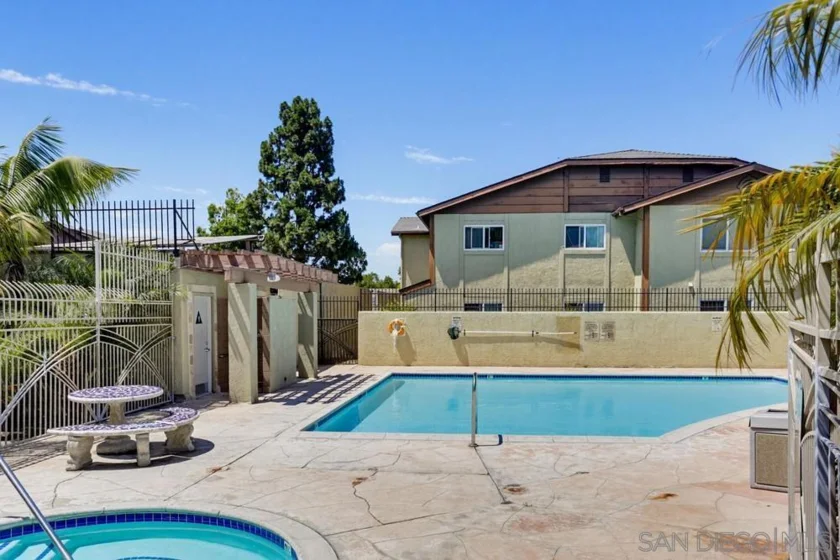 510 Calle Montecito #53 photo 17