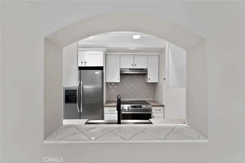 750 N Kings #114 photo 11