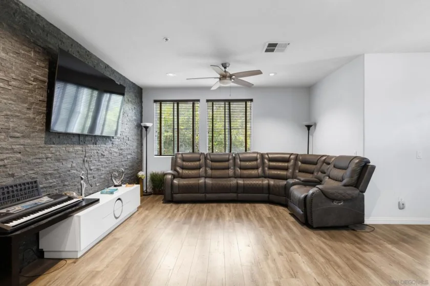 1338 Starry Way photo 14