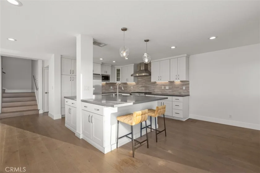 2021 Avenida Chico photo 15