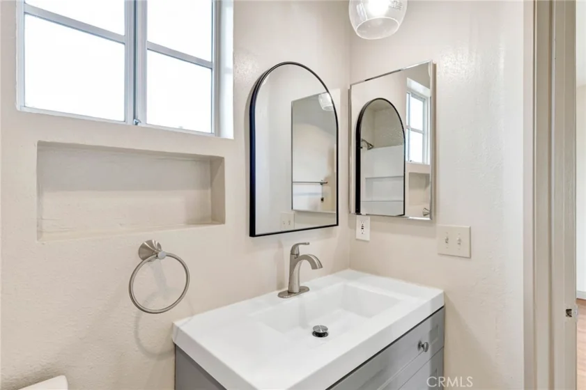 7420 Corbin Avenue #8 photo 18