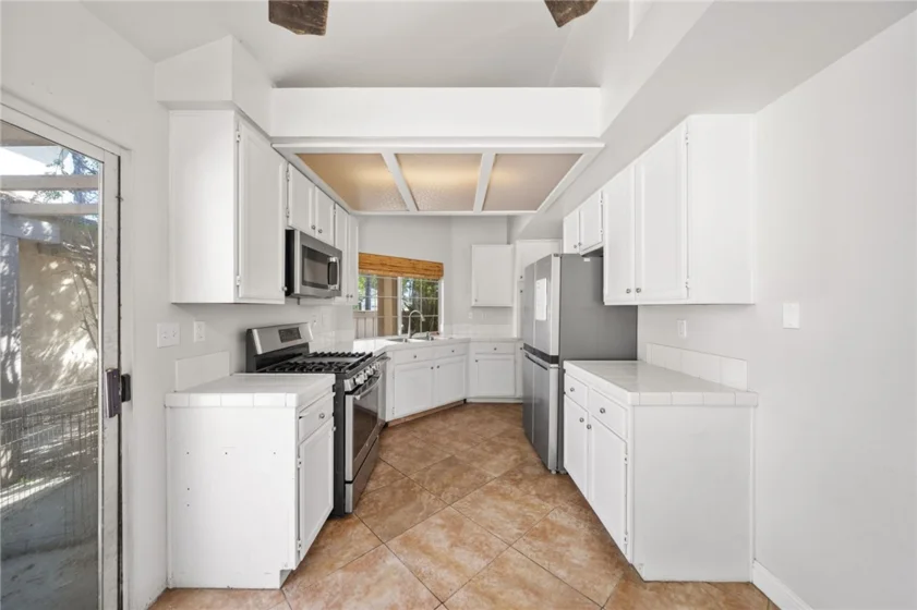 30522 Iron Bark Court photo 12