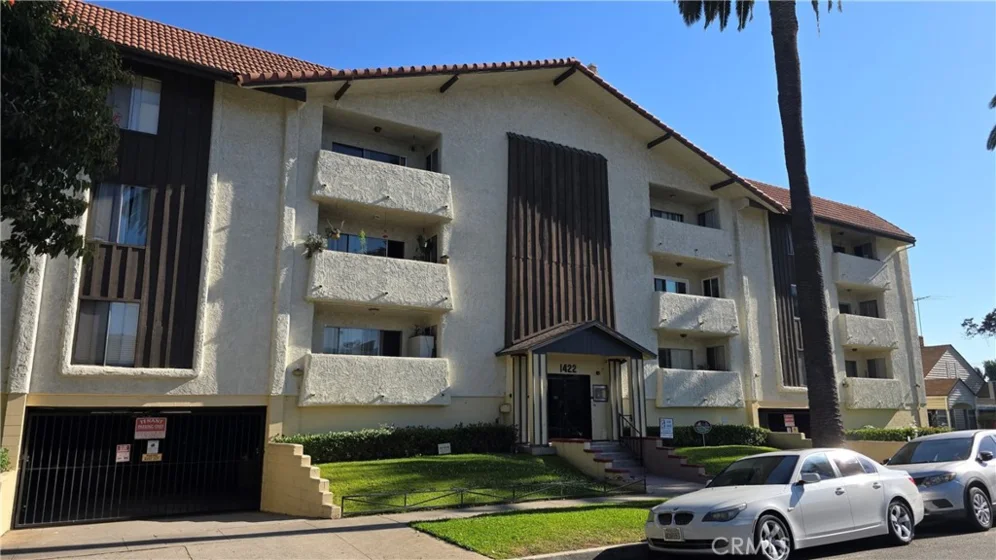 1422 Rock Glen Avenue #204 photo 1