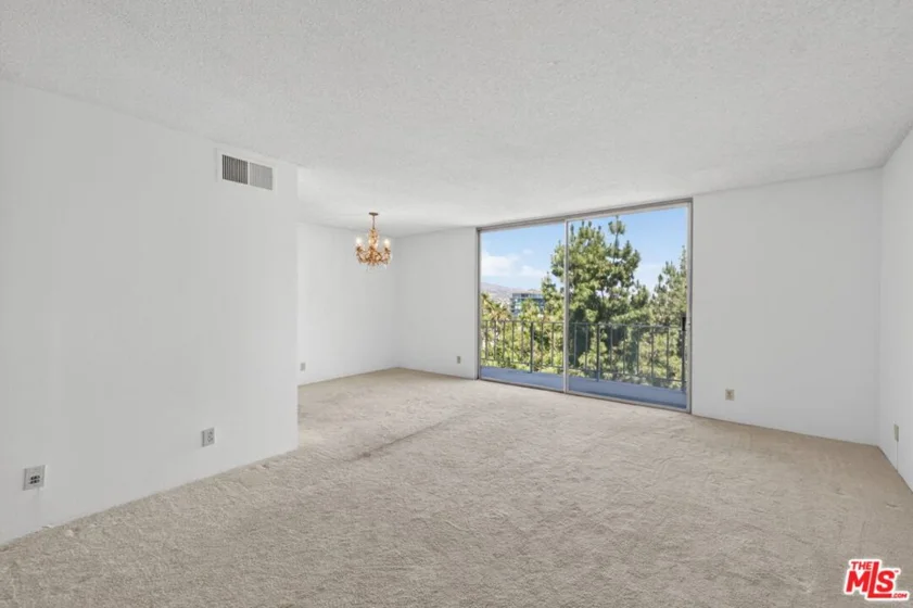 100 S Doheny Drive #719 photo 51