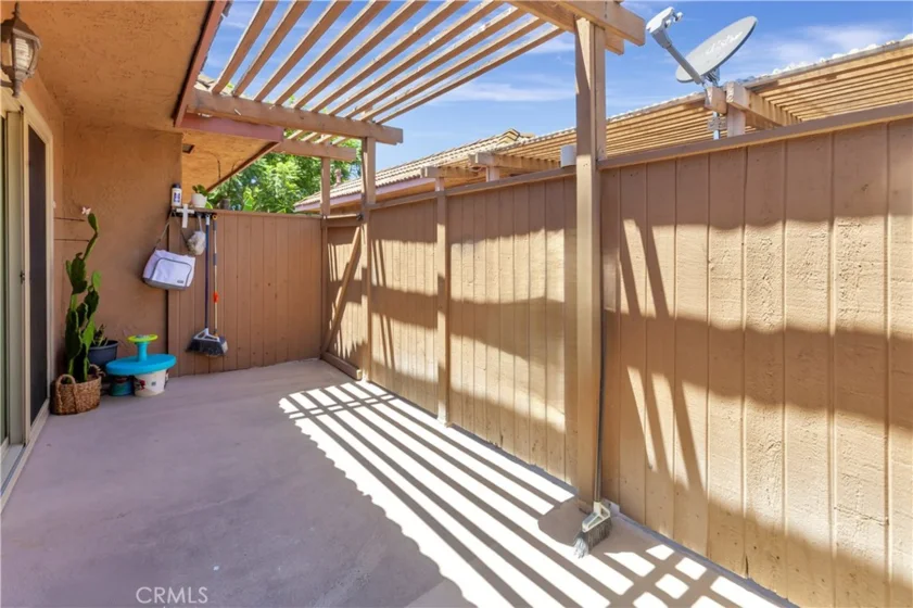 31508 Los Rios photo 8