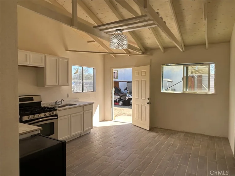 41395 Sycamore photo 31