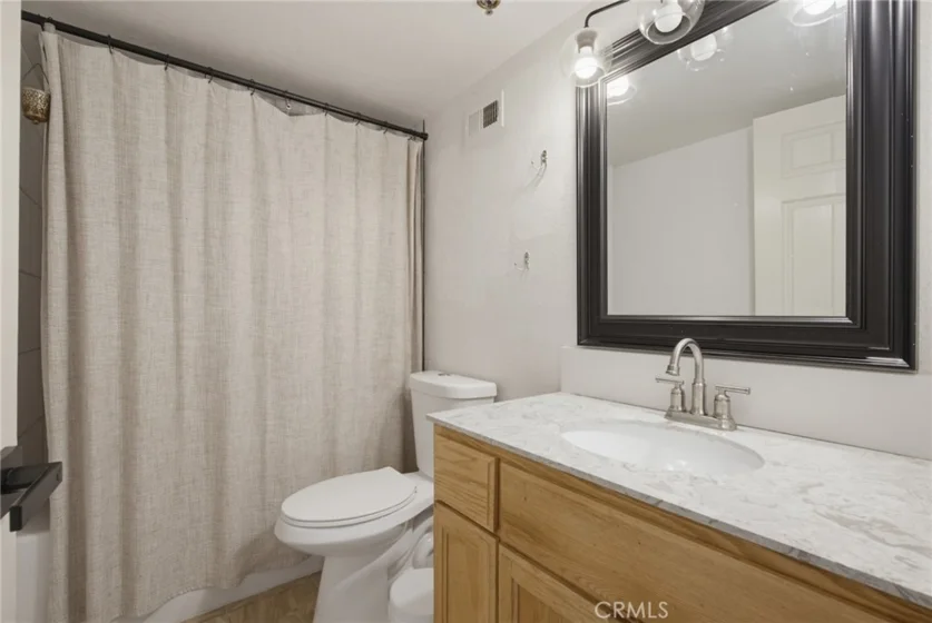 726 Elm Avenue #403 photo 15