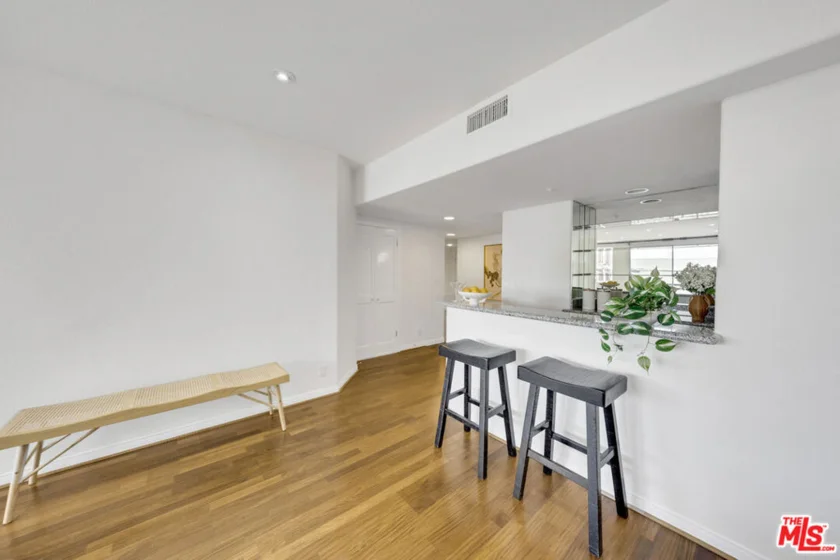 1872 Midvale Avenue #205 photo 5