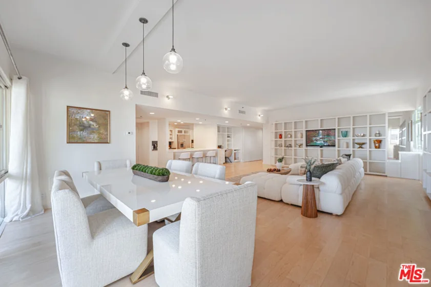 10445 Wilshire Boulevard #1402 photo 9