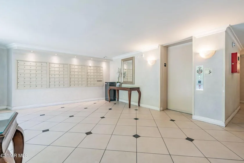 11645 Montana Avenue #318 photo 22