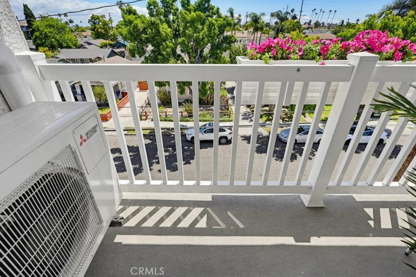 363 Newport Avenue #302 photo 19
