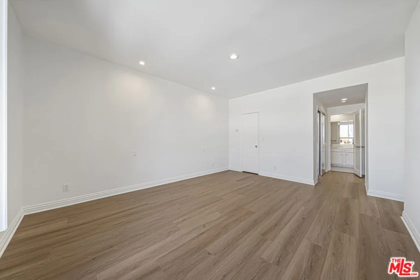 10650 Holman Avenue #308 photo 30