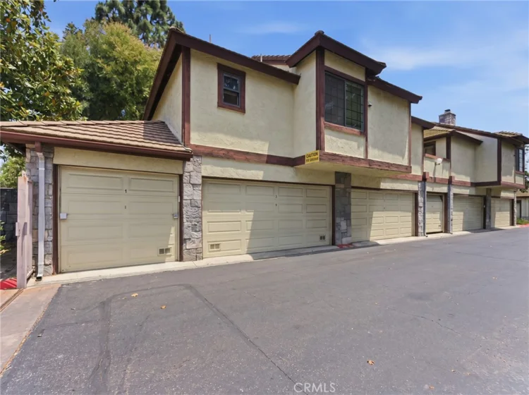 13946 Spring Water Court photo 37