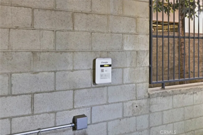 13941 Sherman Way #407 photo 10