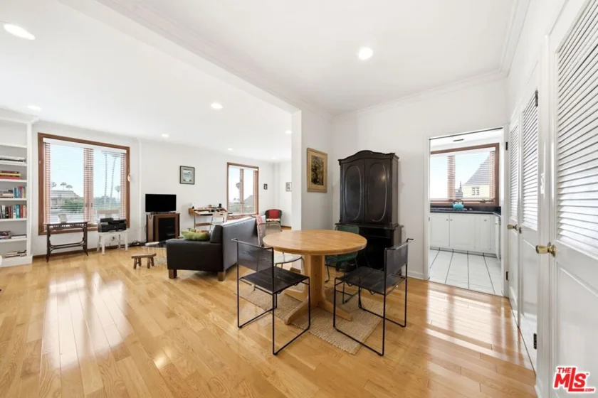 1424 N Crescent Heights Boulevard #49 photo 16