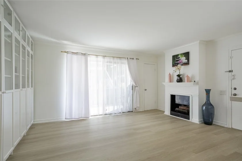 2815 S Fairview #G photo 2