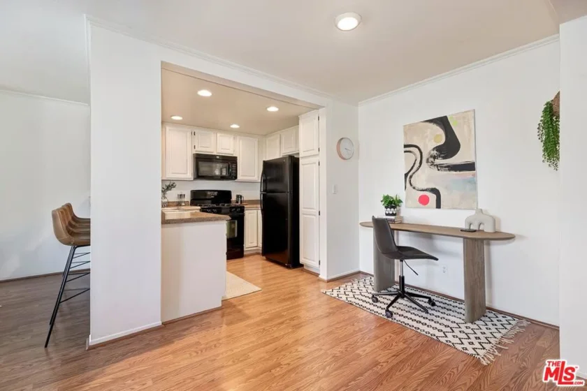 950 N Kings Road #254 photo 11