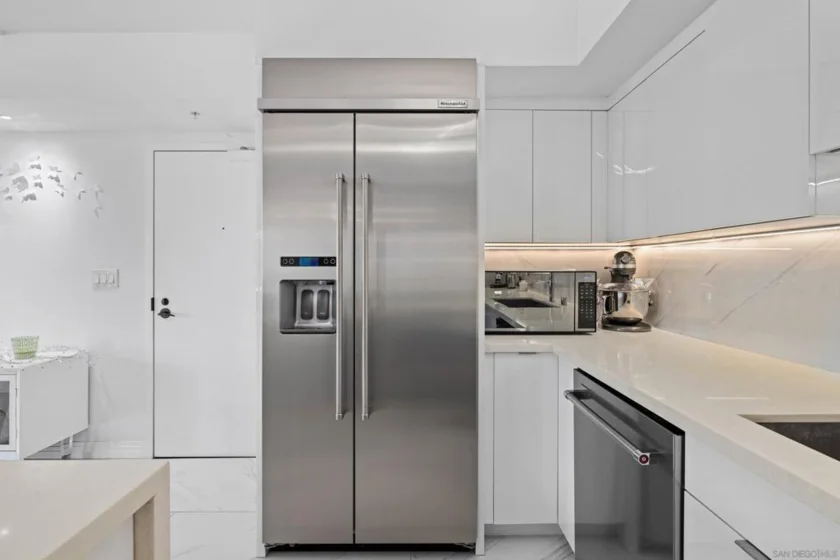 500 W Harbor Drive #1013 photo 17