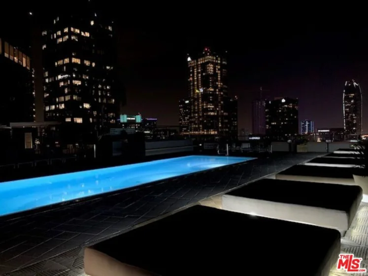 1100 Wilshire Boulevard #2605 photo 25