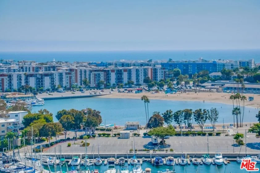 4314 Marina City #PH17 photo 3